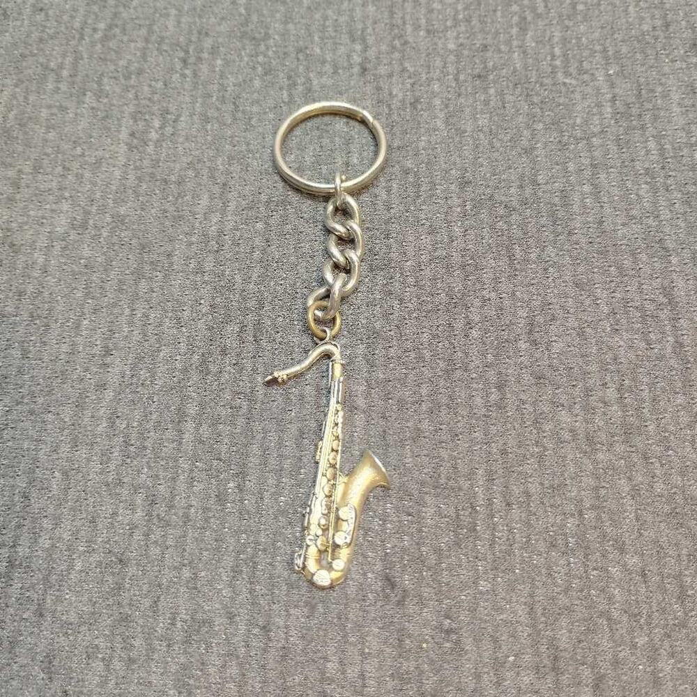 Future Primitive USA Saxophone Keychain Charm Metal Music Instrument Gift
